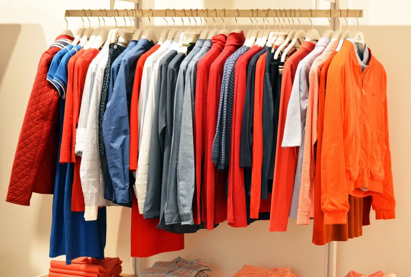 ecommerce--min_store_clothes_clothing_line_fashion_retail_clothing_store_shop-633917